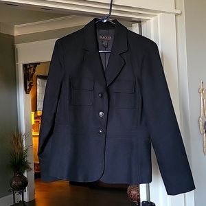 Stanley Blacker Women's Suit, Jacket/Skirt combo